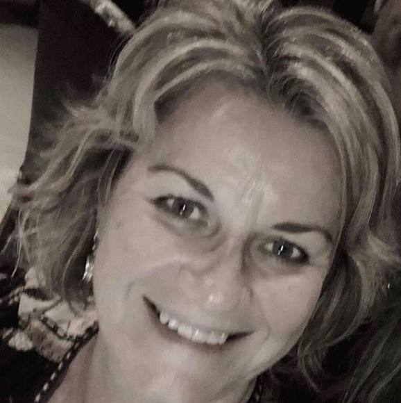 Meet your Posher, Heather - Picture 1 of 1